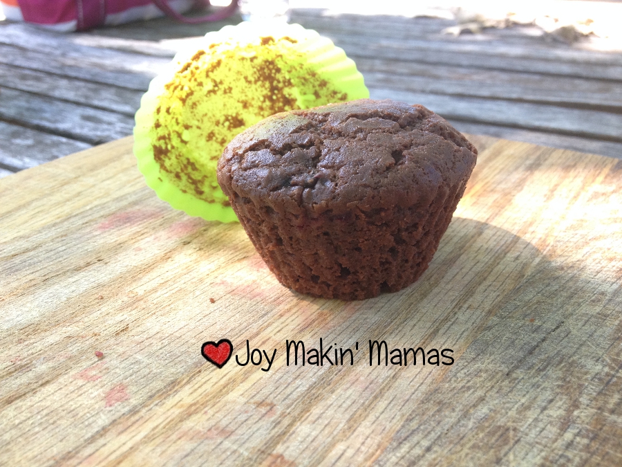 New York Baking Company Muffin cups Review chocolate gingersnap muffins pop right out