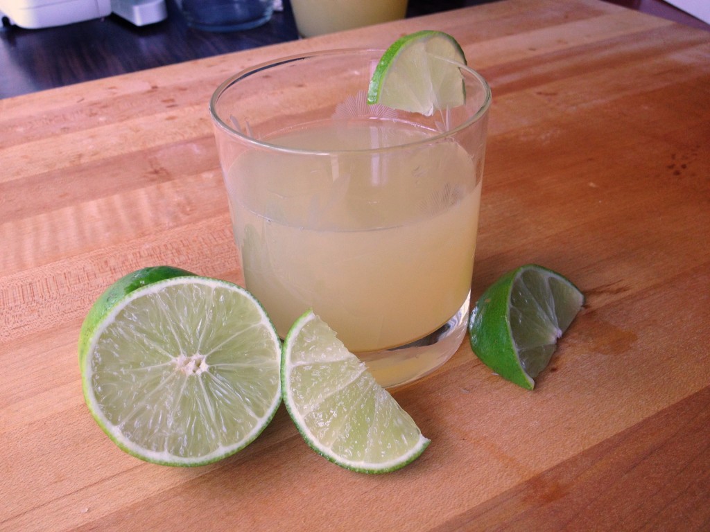 Fizzy Honey Limeade in a glass Joy Makin Mamas recipe