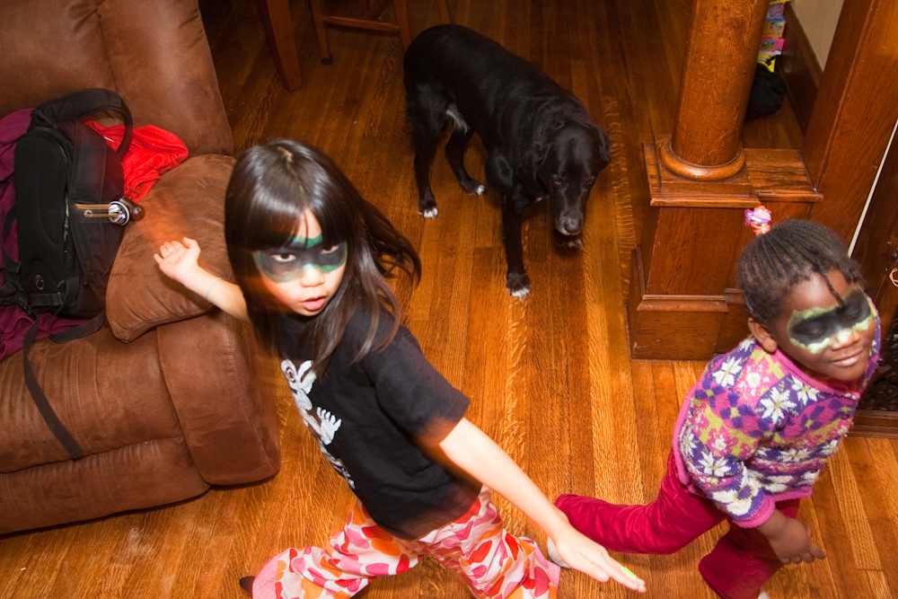 girl ninjas playing Flickr stevendepolo #GirlNinjas