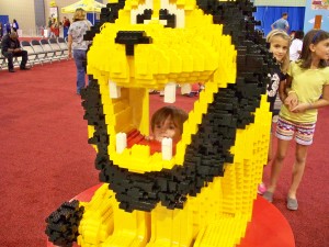 #LEGOKidsFest The lion really roars