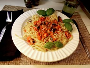 vegan pasta puttanesca recipe Joy Makin Mamas